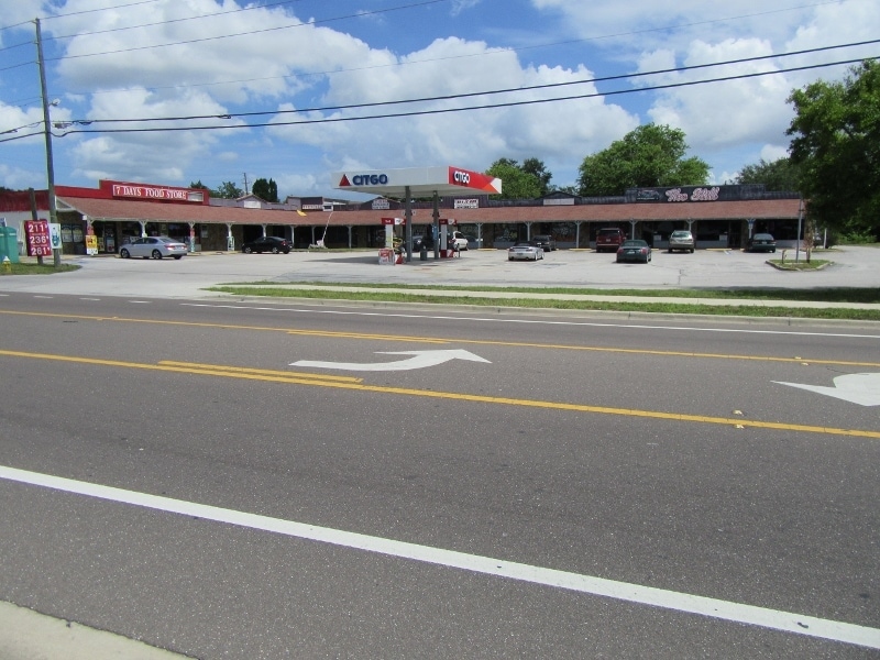 11561 Walsingham Rd, Largo, FL 33778