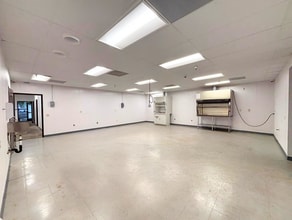 2121 2nd St, Davis, CA for lease Interior Photo- Image 2 of 11