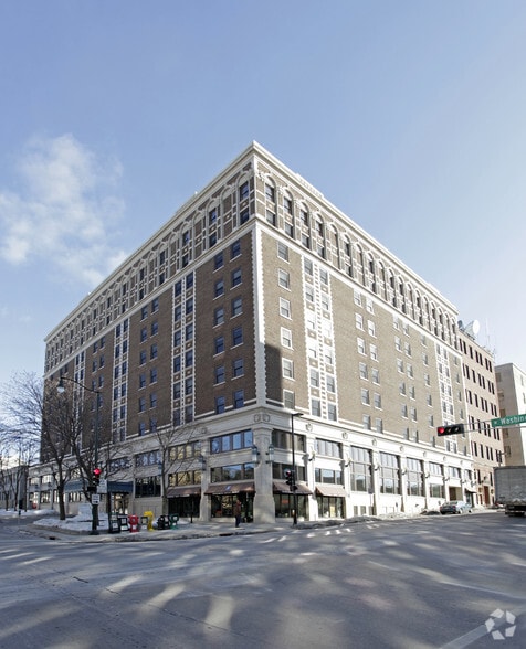 Washington Ave Condo Portfolio portfolio of 3 properties for sale on LoopNet.com - Building Photo - Image 1 of 7