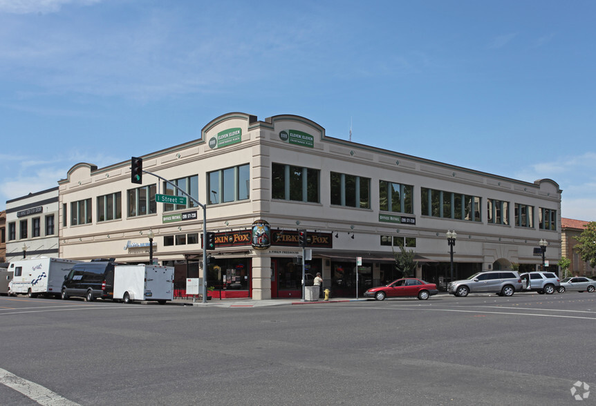 1111-1115 I St, Modesto, CA for lease - Building Photo - Image 1 of 34