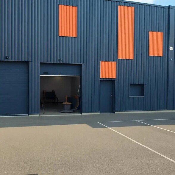 Flex in Vaulx-Milieu for sale - Building Photo - Image 1 of 9