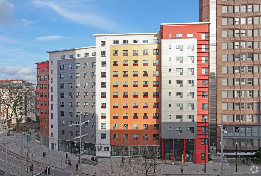 Bond St S, Bristol for lease - Primary Photo - Image 1 of 3