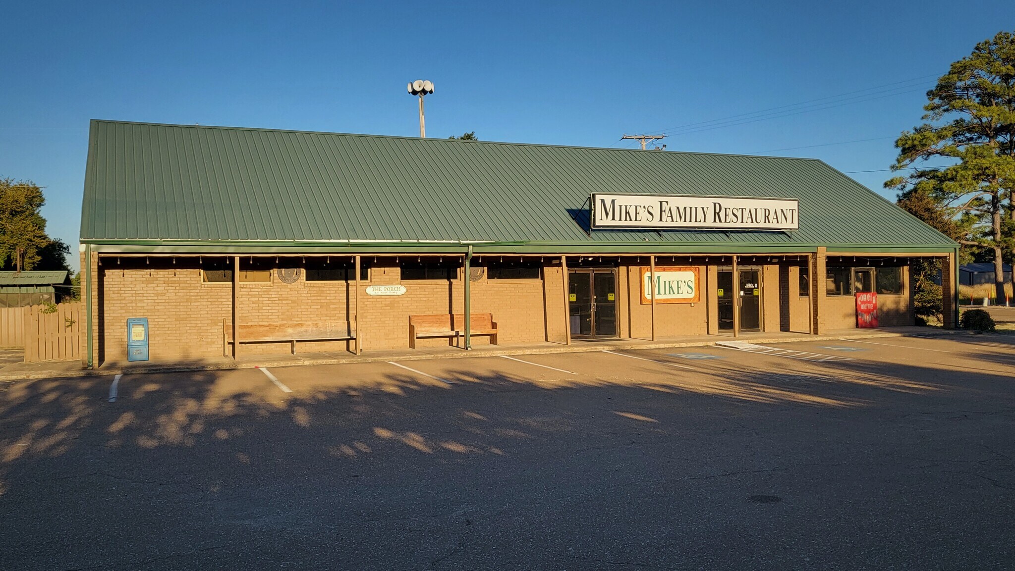 49 Old Military, Colt, AR for sale Primary Photo- Image 1 of 1