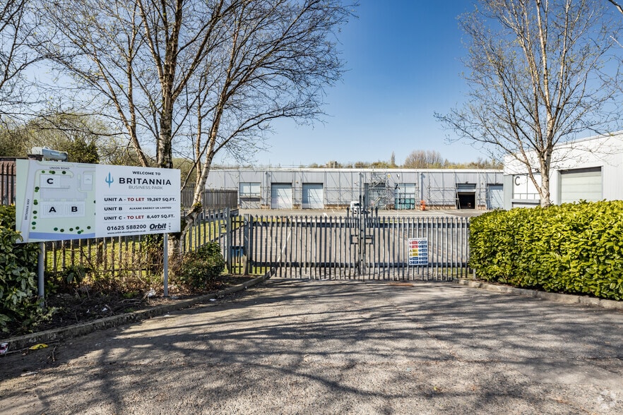 Union Rd, Bolton for lease - Building Photo - Image 2 of 19