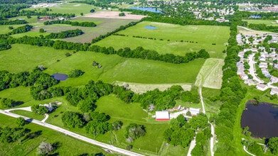 902 Harvest Drive, Louisburg, KS - AERIAL map view - Image1