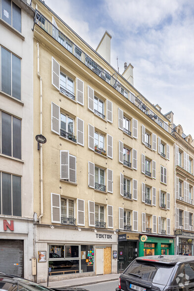 47 Rue De Laborde, Paris for lease - Building Photo - Image 2 of 2