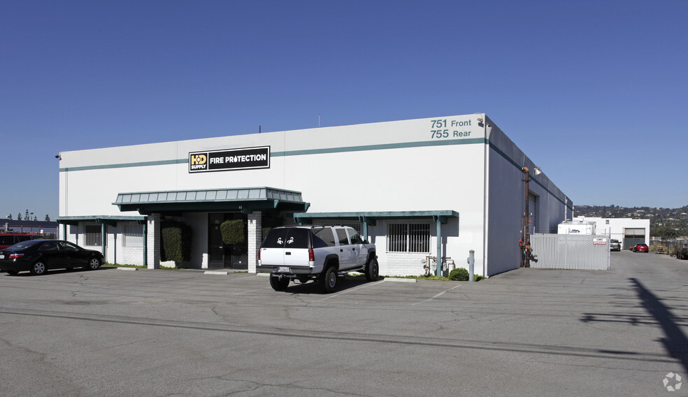 751-755 E Lambert Rd, La Habra, CA for lease - Building Photo - Image 2 of 9