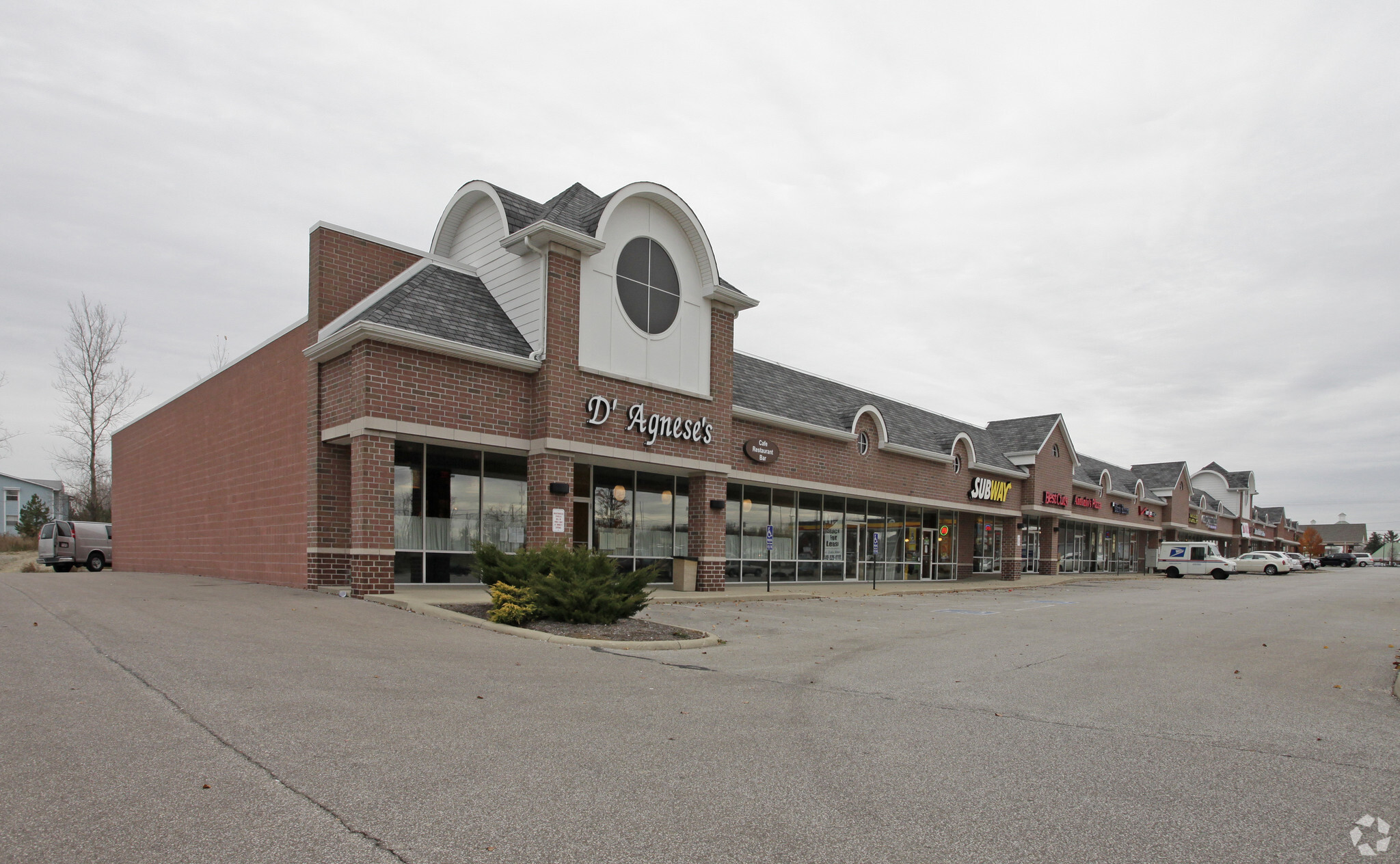 1100 W Royalton Rd, Broadview Heights, OH for sale Primary Photo- Image 1 of 1