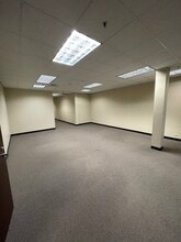 4001 Technology Dr, Angleton, TX for lease Interior Photo- Image 2 of 11