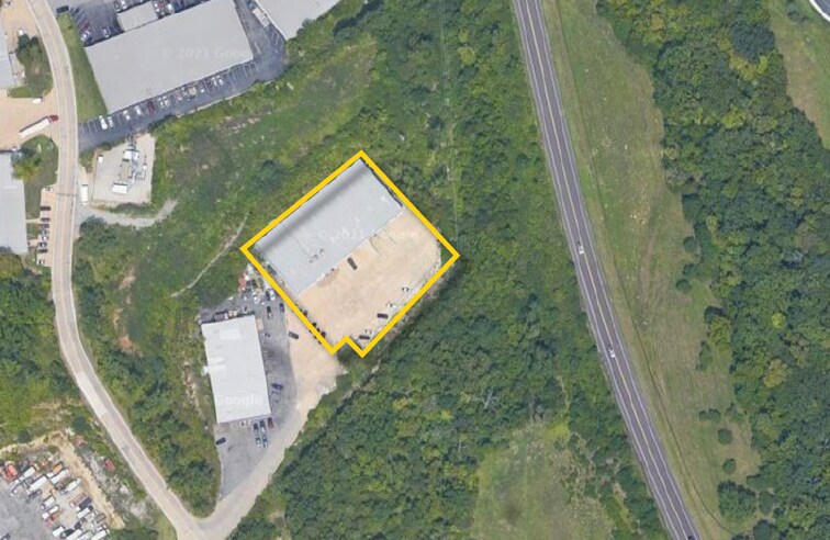 11-17 Champion Dr, Fenton, MO for sale - Building Photo - Image 1 of 1