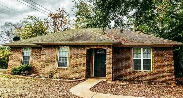 727 E Oakwood St, Tyler, TX for sale Primary Photo- Image 1 of 2