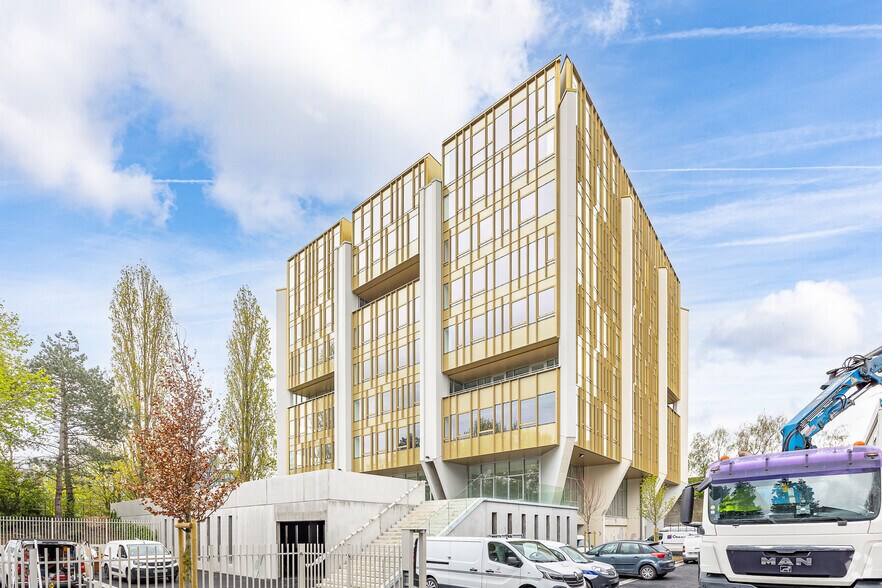 6 Rue Des Techniques, Villeneuve-d'Ascq for lease - Primary Photo - Image 1 of 9