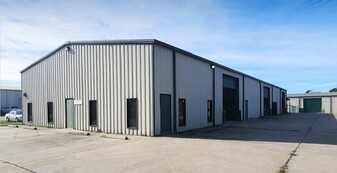 +/- 5,000 SF Warehouse - Warehouse