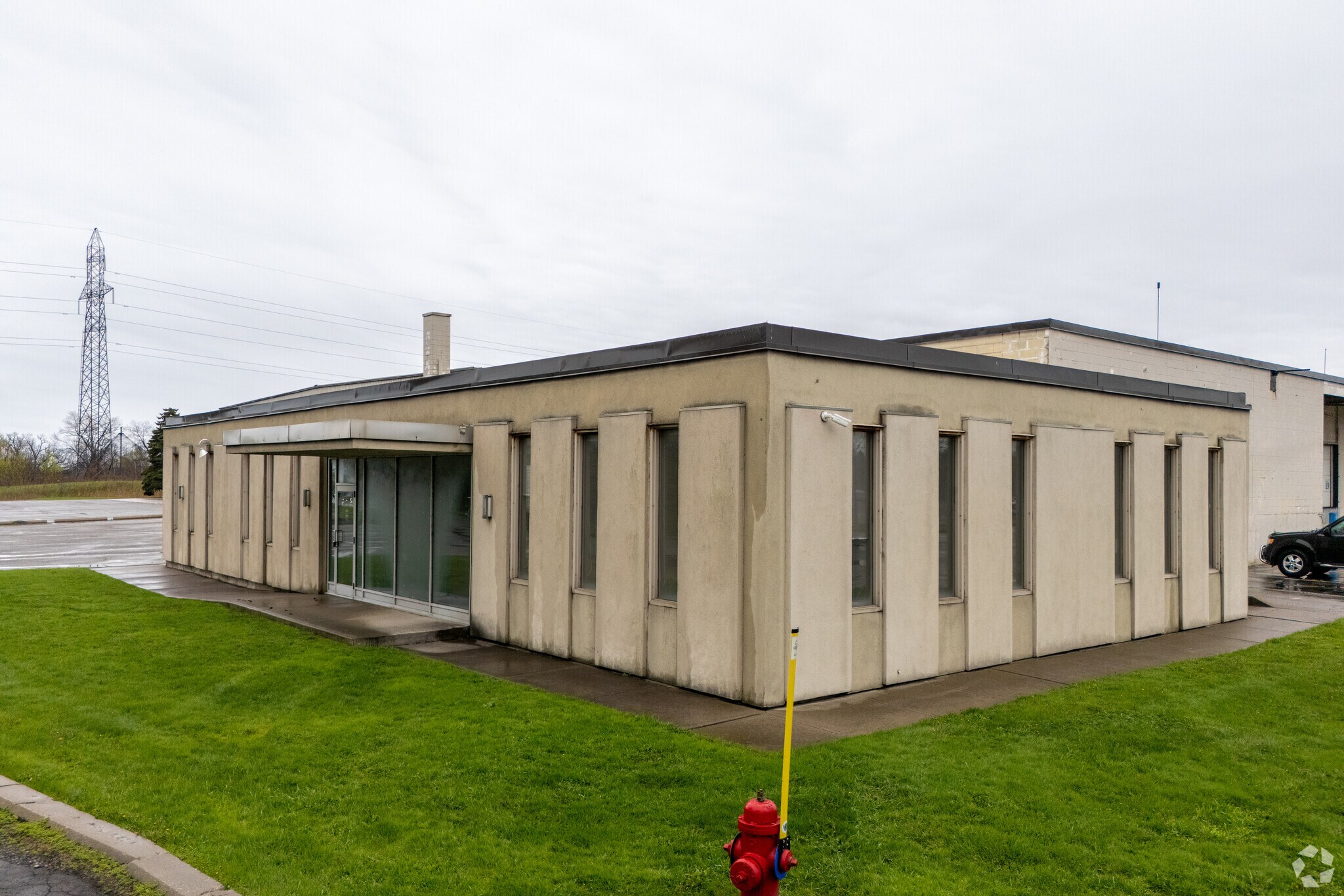 590 Nash Rd, Hamilton, ON for lease Primary Photo- Image 1 of 1