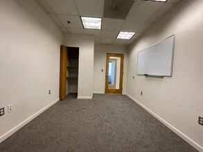 1110 Bonifant St, Silver Spring, MD for lease Interior Photo- Image 1 of 2