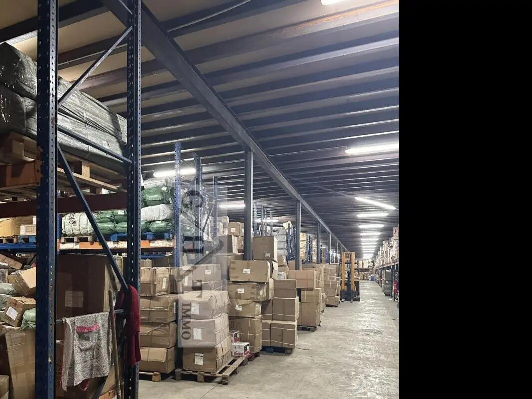 Industrial in Villetaneuse for sale Interior Photo- Image 1 of 5