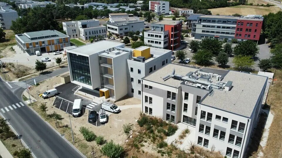 Office in Avignon for sale - Building Photo - Image 3 of 12