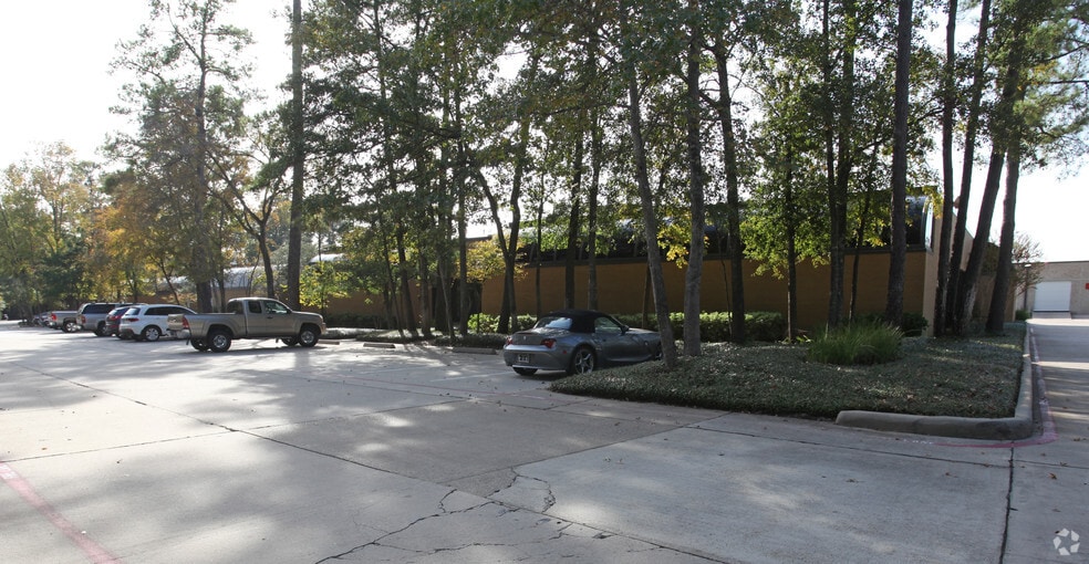 9391 Grogans Mill Rd, The Woodlands, TX for lease - Building Photo - Image 3 of 9