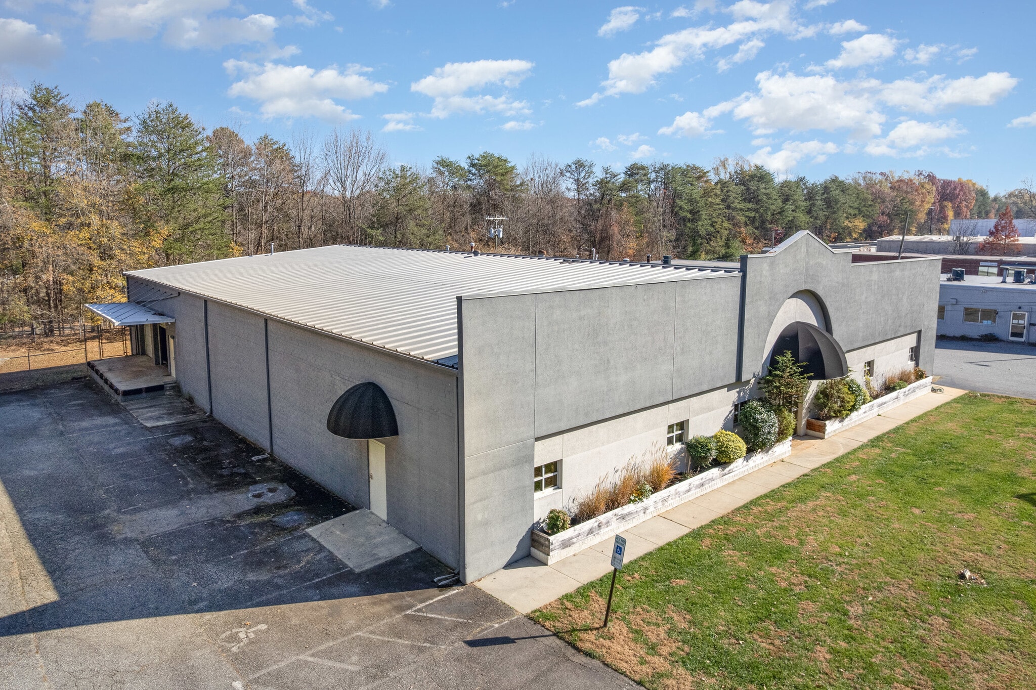 3718 Old Battleground Rd, Greensboro, NC for sale Building Photo- Image 1 of 35