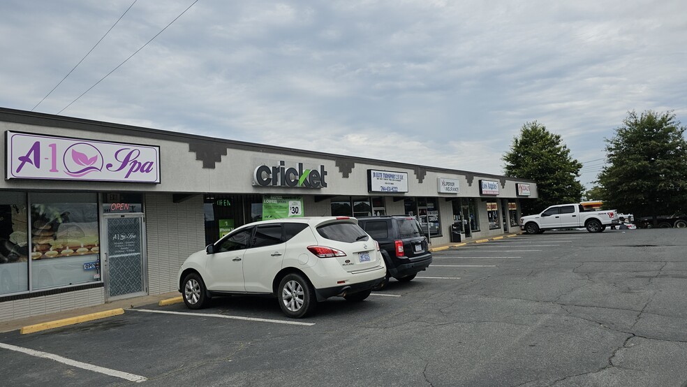 511-555 Morgan Mill Rd, Monroe, NC for lease - Building Photo - Image 1 of 13