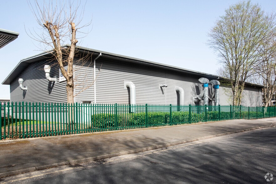 Earlsway, Gateshead for lease - Building Photo - Image 2 of 4