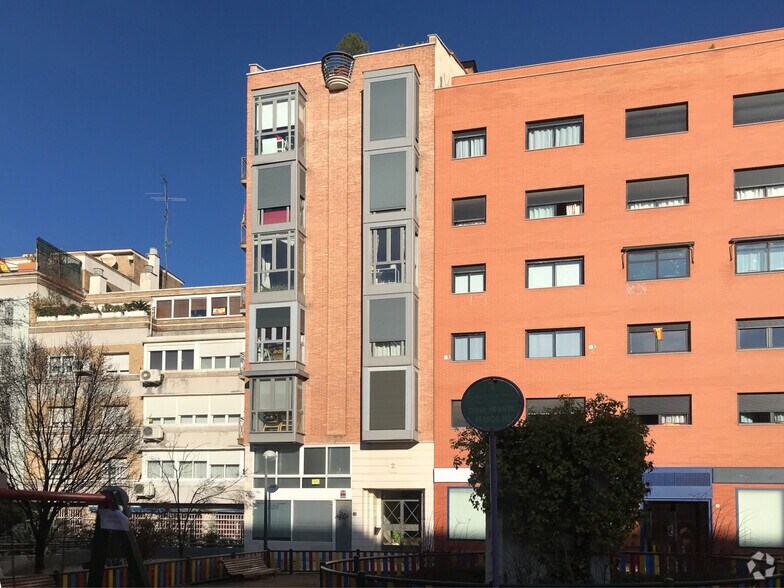Plaza Valparaíso, 2, Madrid, Madrid for sale - Primary Photo - Image 1 of 1