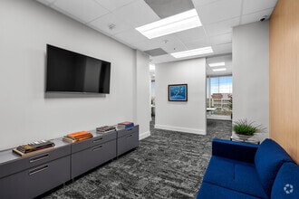 19495 Biscayne Blvd, Aventura, FL for lease Interior Photo- Image 1 of 7