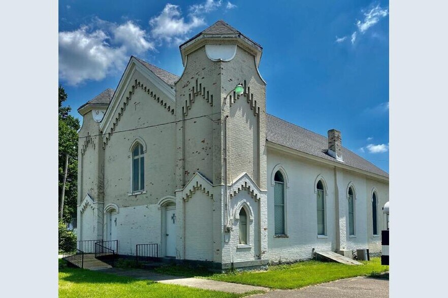 31 Millville Oxford Rd, Hamilton, OH 45013