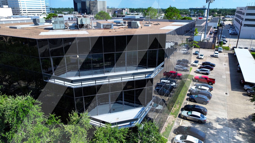 11931 Wickchester Ln, Houston, TX for lease - Building Photo - Image 1 of 12