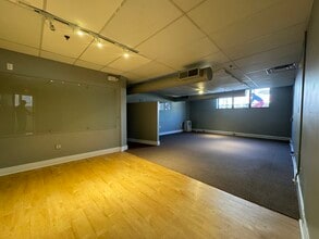 206 S 5th Ave, Ann Arbor, MI for lease Interior Photo- Image 2 of 3