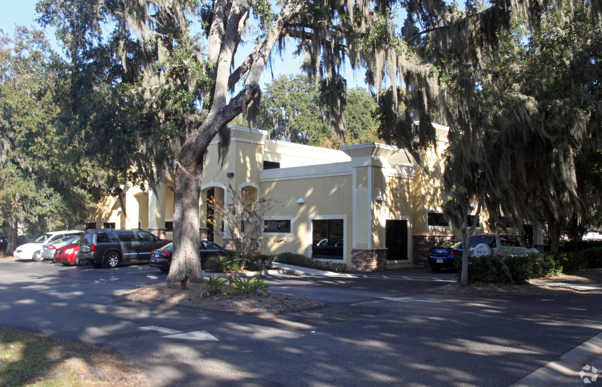 619 Eichenfeld Dr, Brandon, FL for sale Primary Photo- Image 1 of 1