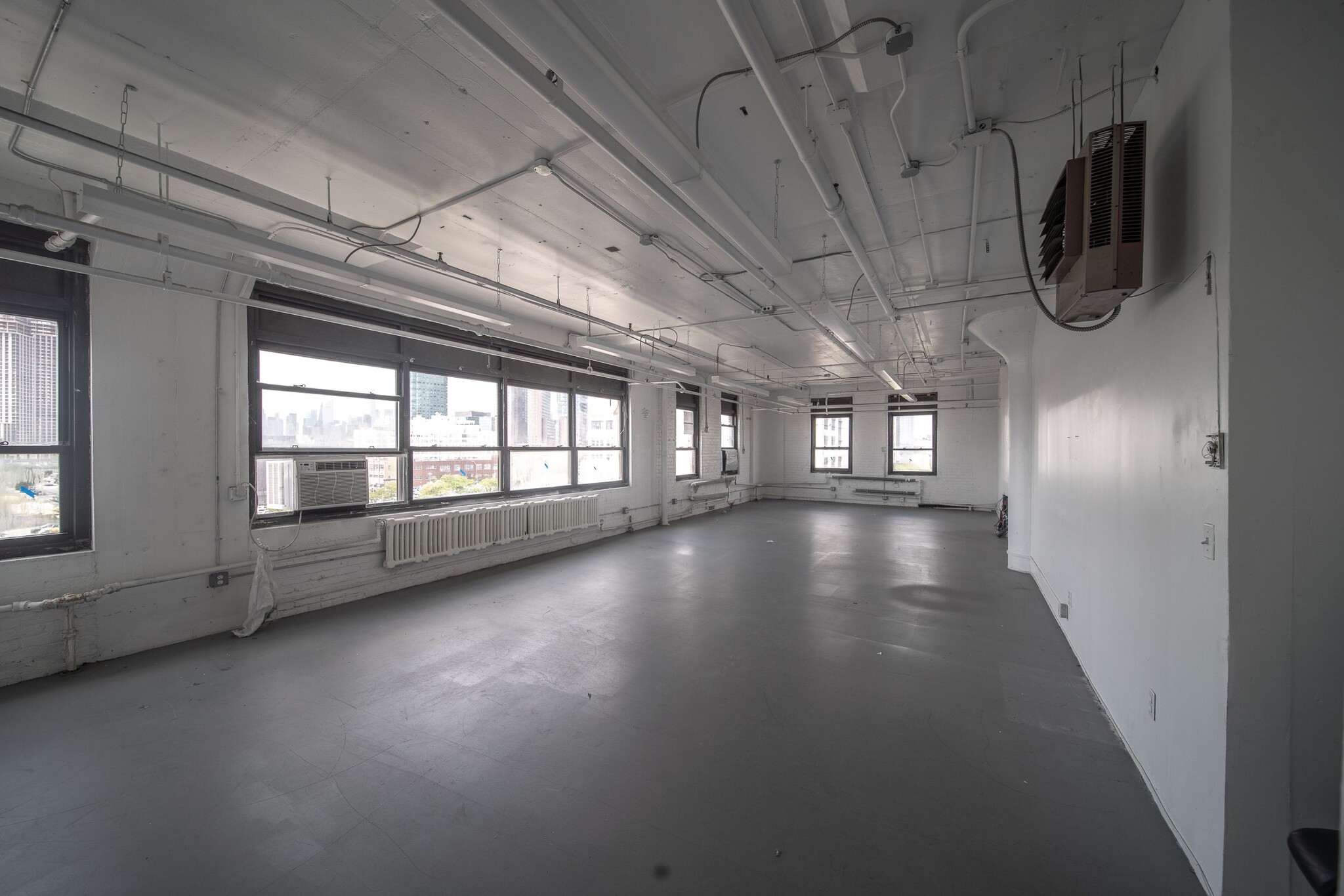 47-09 30th St, Long Island City, NY for lease Building Photo- Image 1 of 6