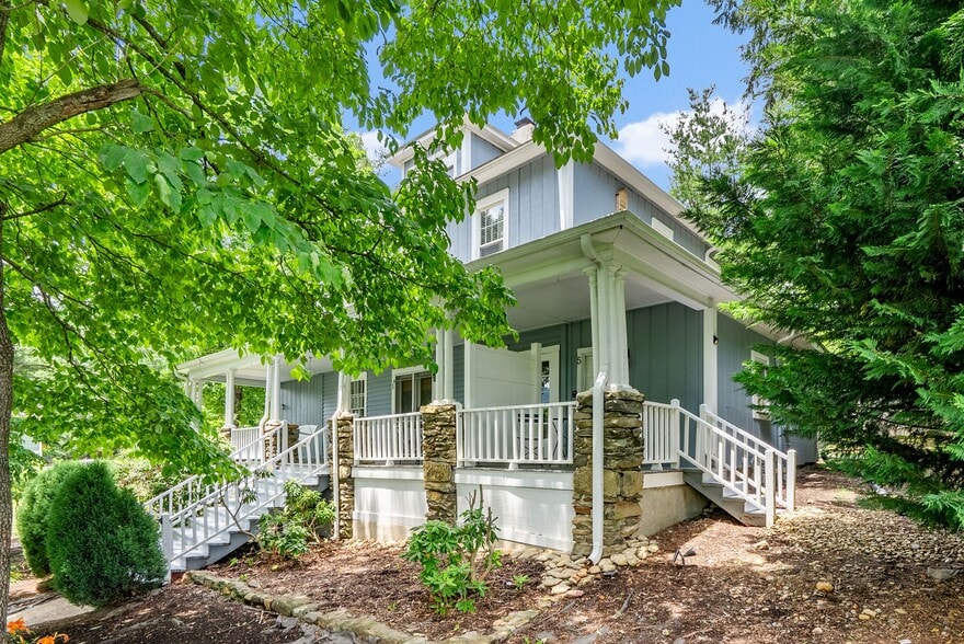 33 Vance Ave, Black Mountain, NC for sale - Building Photo - Image 3 of 51