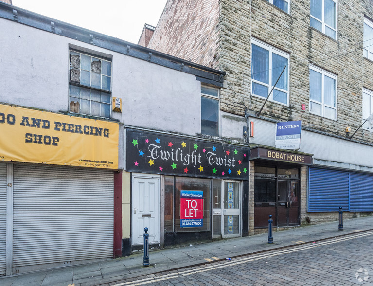 42-43 Daisy Hl, Dewsbury for lease - Primary Photo - Image 1 of 3