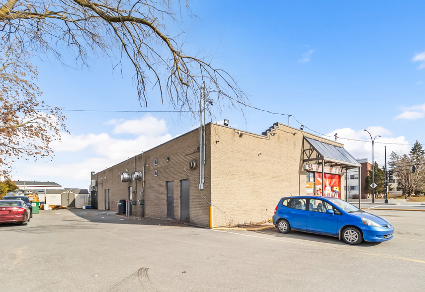 11495-11505 Boul Gouin O, Montréal, QC for sale - Building Photo - Image 3 of 3