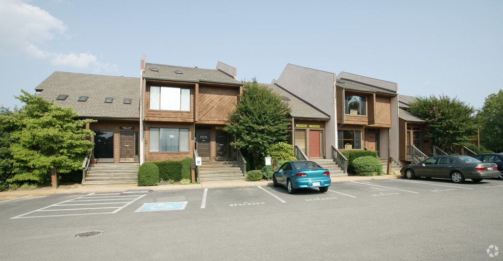 400 Southlake Blvd, Richmond, VA for lease - Building Photo - Image 2 of 29