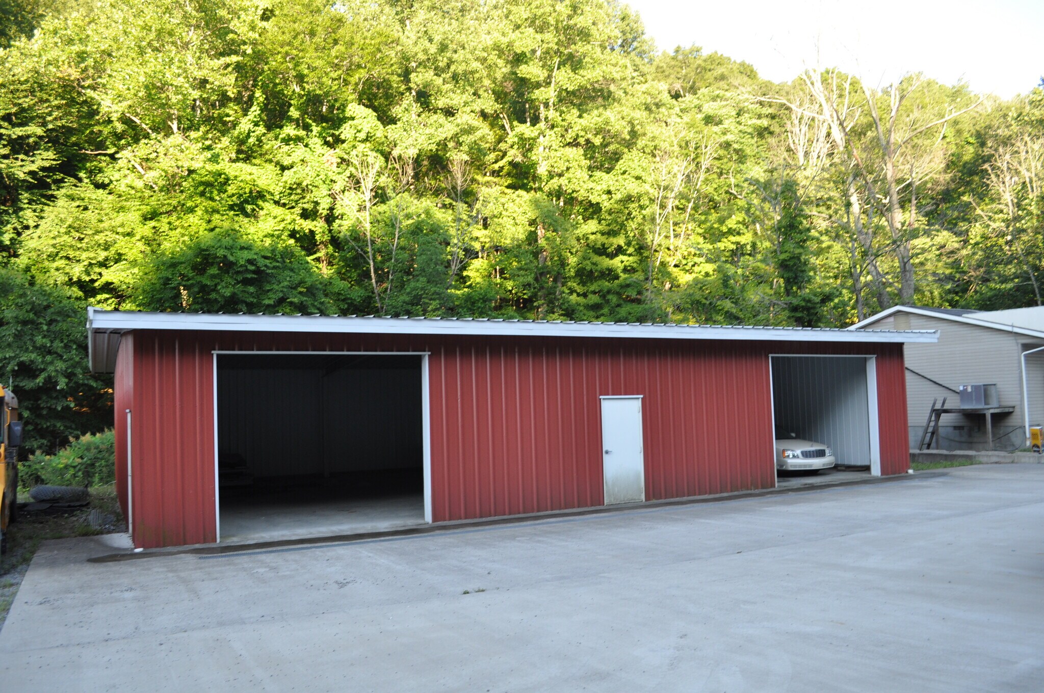 298 Bunner Ridge Rd, Fairmont, WV for sale Primary Photo- Image 1 of 1