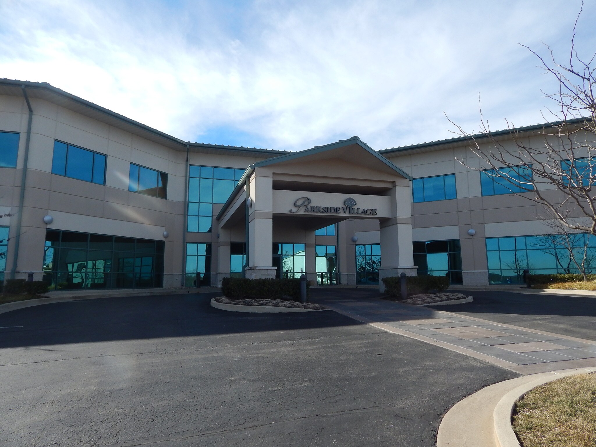 980 Parkside Village Ln, Osage Beach, MO 65065