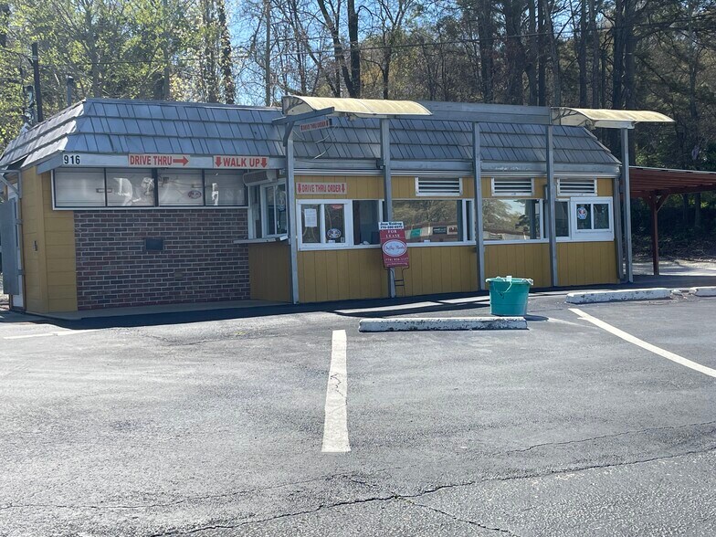 916 Maple St, Carrollton, GA for sale - Building Photo - Image 1 of 1