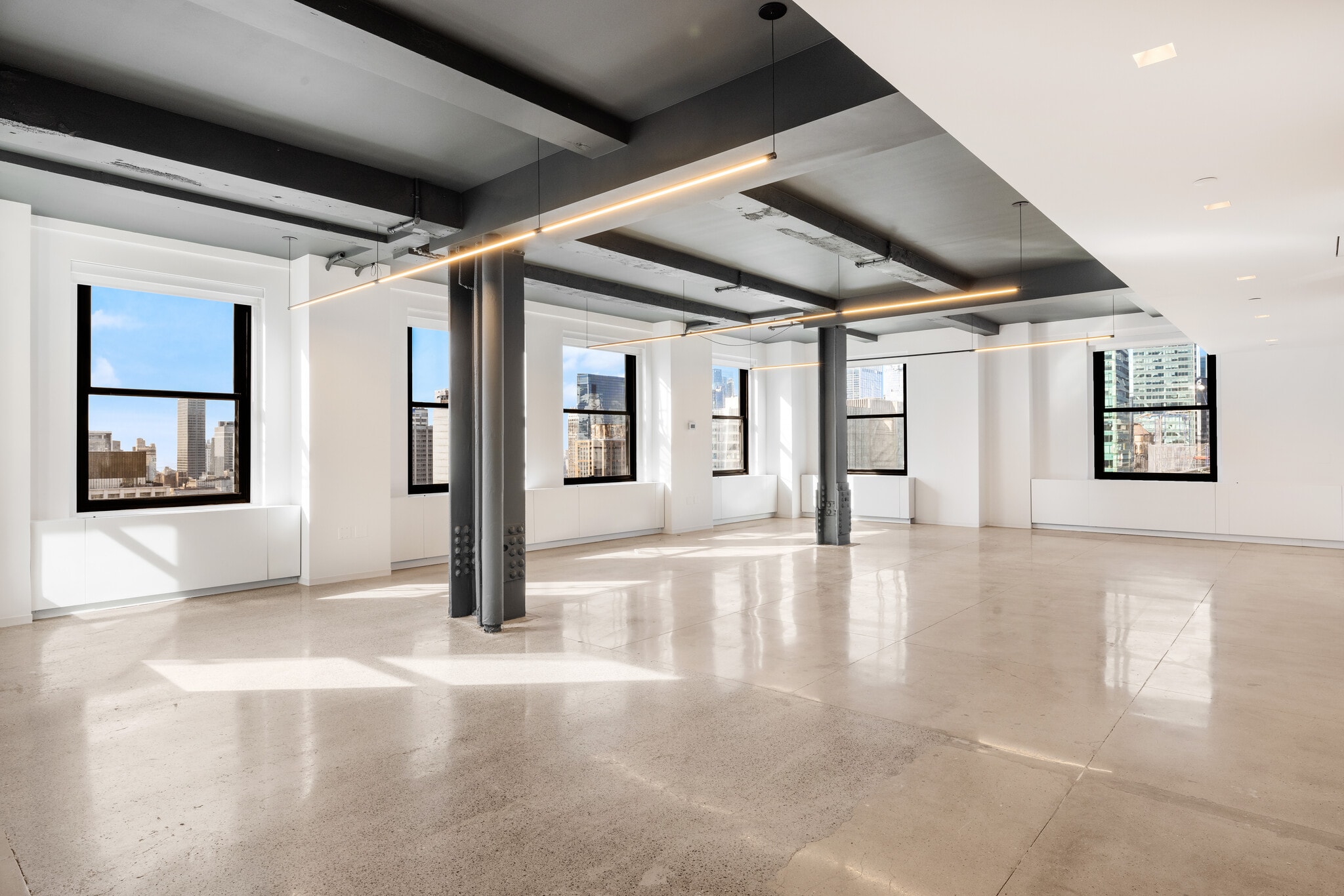 500 Fifth Ave, New York, NY for lease Interior Photo- Image 1 of 6