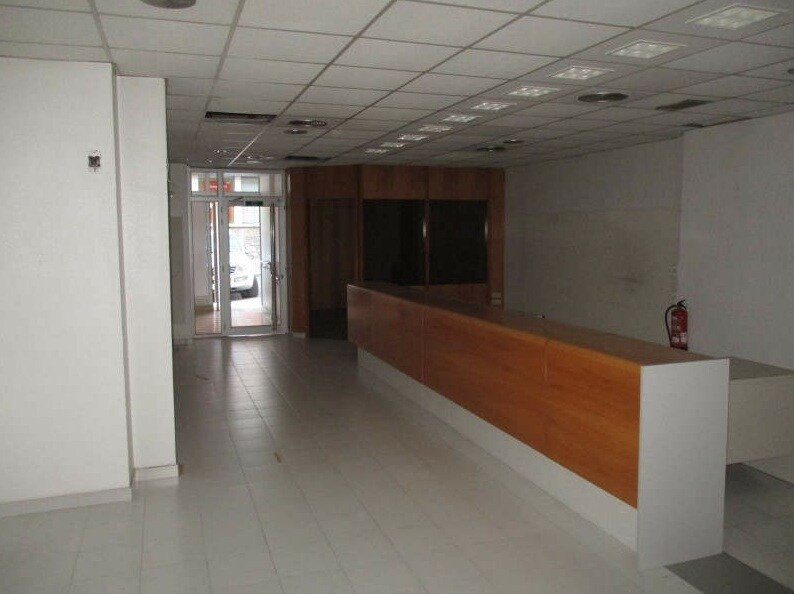 Cervera, LER 25200 - Unit 01 -  - Interior Photo - Image 1 of 8