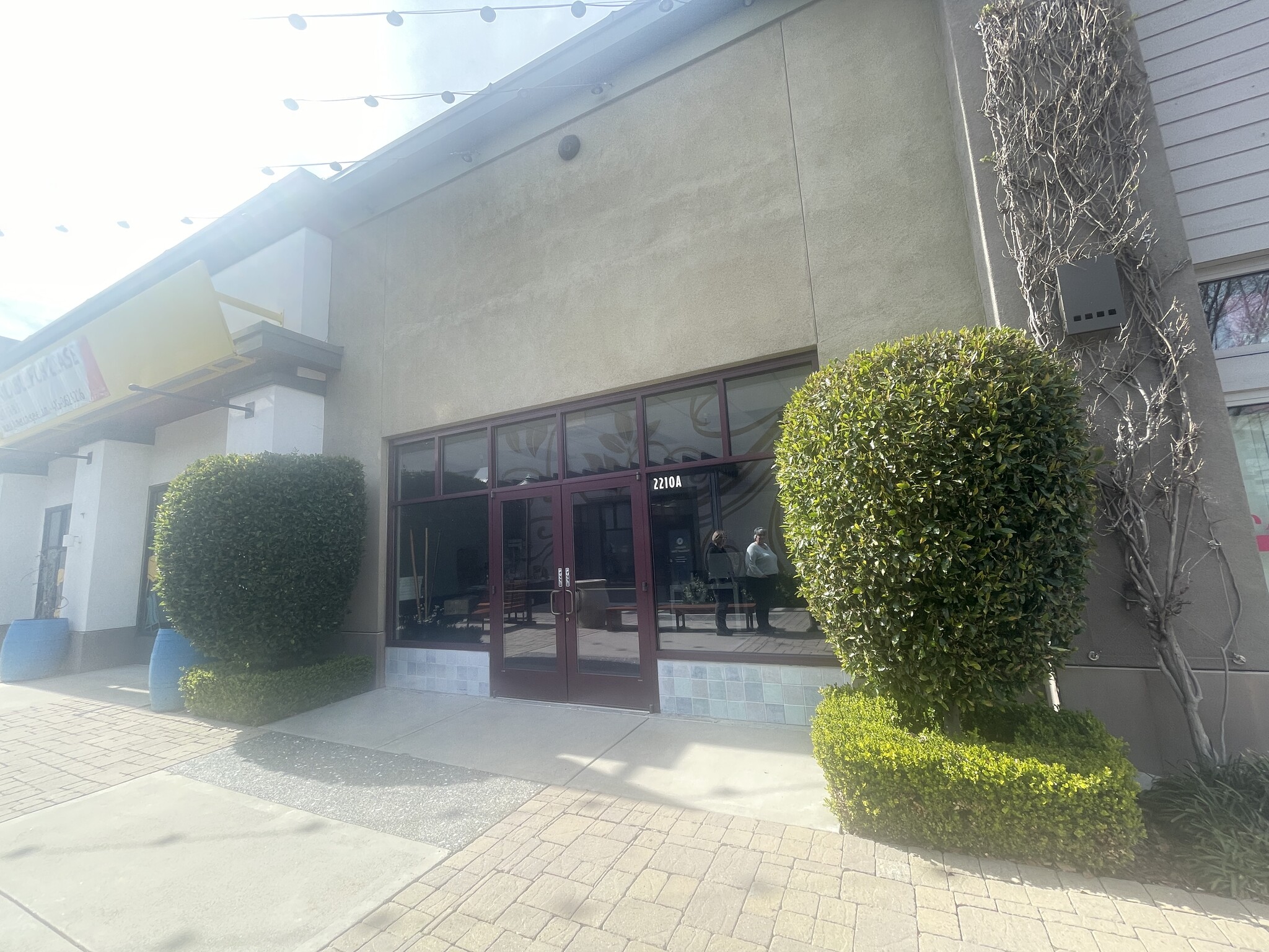 523-2367 S Shore Ctr W, Alameda, CA for lease Building Photo- Image 1 of 2