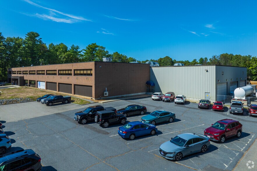 114 E Main St, Ayer, MA for sale - Primary Photo - Image 1 of 1