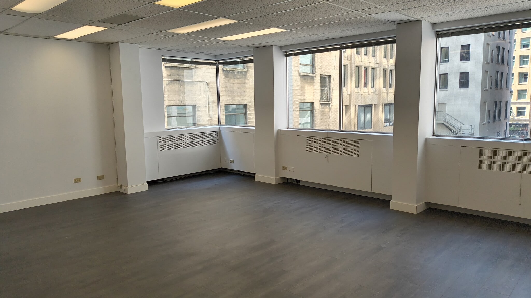 409 Granville St, Vancouver, BC for lease Interior Photo- Image 1 of 2