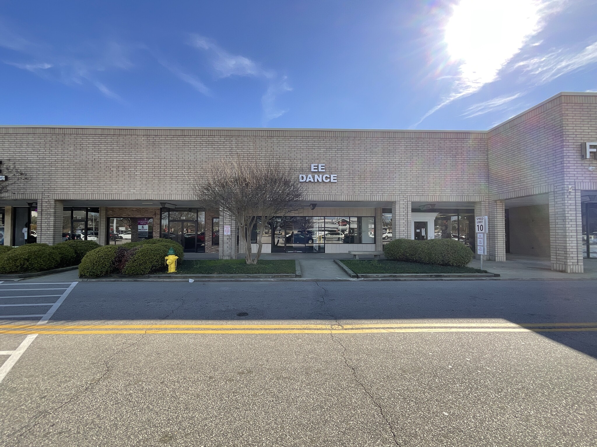 102-400 Westwood Shopping Ctr, Fayetteville, NC for lease Building Photo- Image 1 of 1