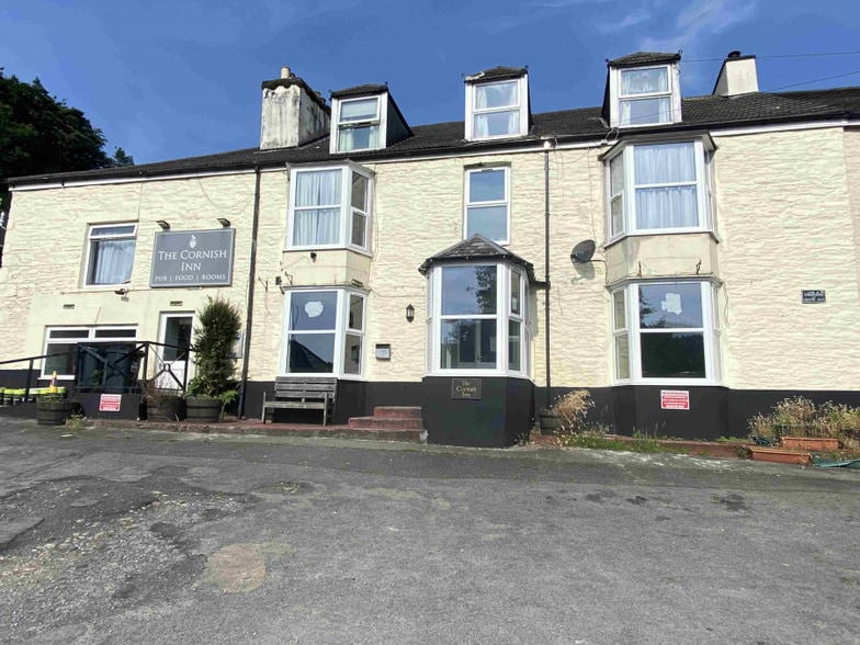 The Square, Gunnislake for sale - Building Photo - Image 2 of 9