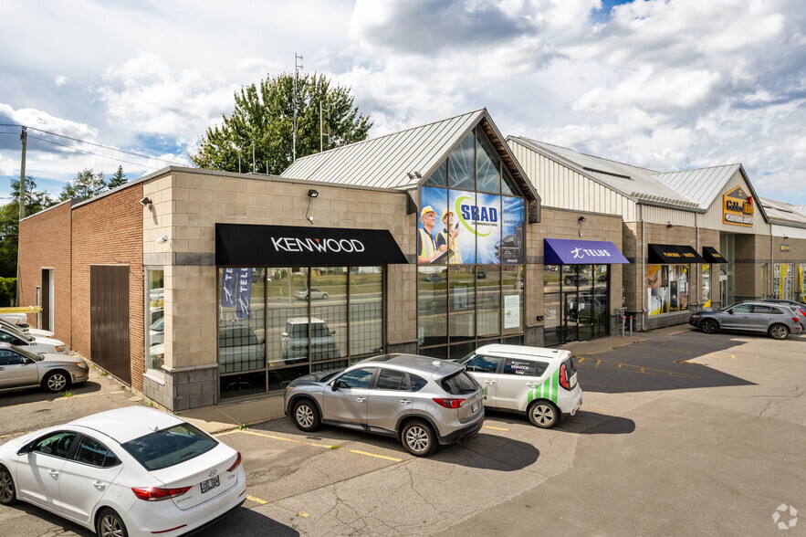 511-523 Boul Curé-Labelle, Laval, QC for sale - Building Photo - Image 3 of 5