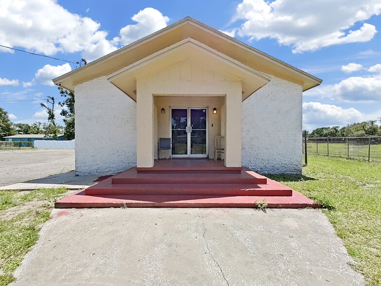 3201 E Genessee St, Tampa, FL for sale - Building Photo - Image 1 of 50