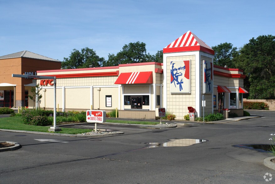 8810 Madison Ave, Fair Oaks, CA for sale - Primary Photo - Image 1 of 3