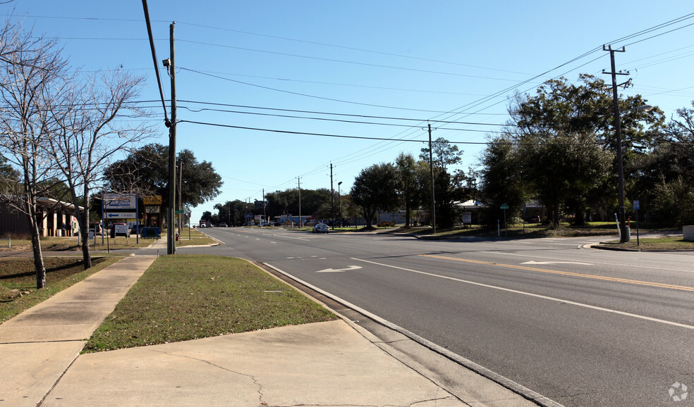 3200 Michigan Ave, Pensacola, FL for sale - Building Photo - Image 2 of 21